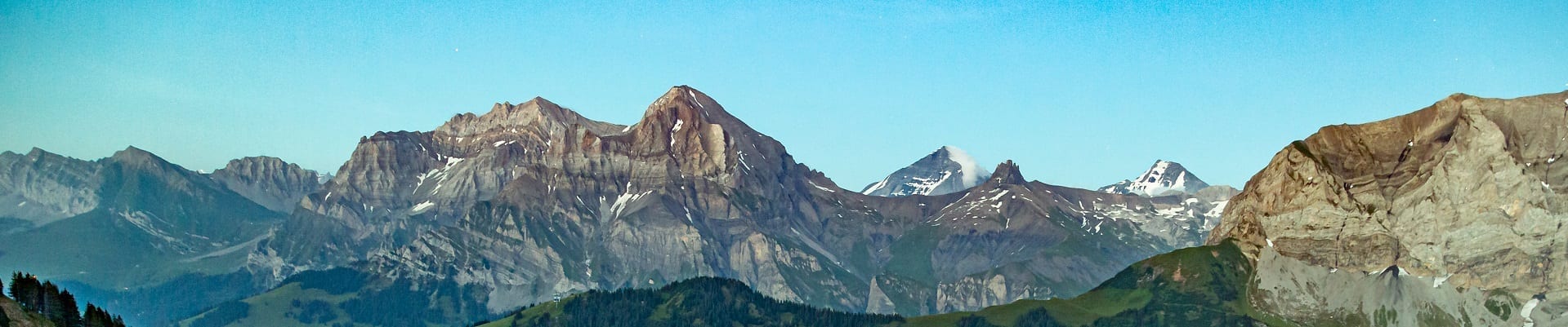 Die Aussicht zum Lohner, Altels und Tschingellochtighorn